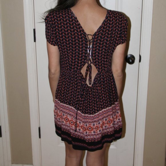 70's patterned dress - Picture 3 of 3